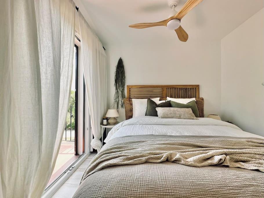 The Golden Oak In Calella Centre - 100M From Beach Palafrugell Esterno foto